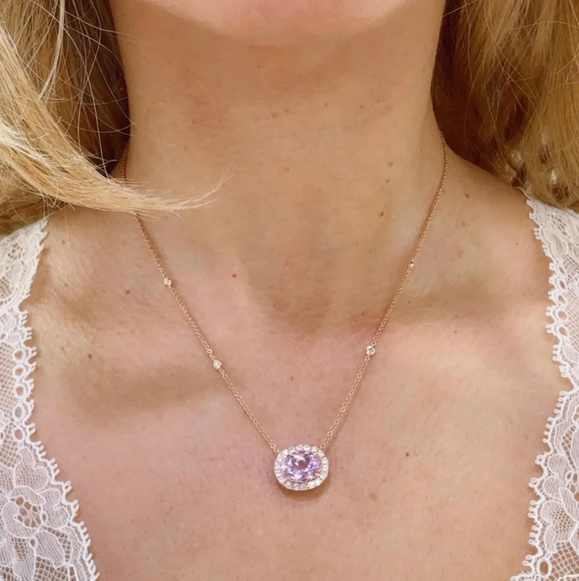 5.42ct tw Diamond Oval Kunzit Pendant Necklace