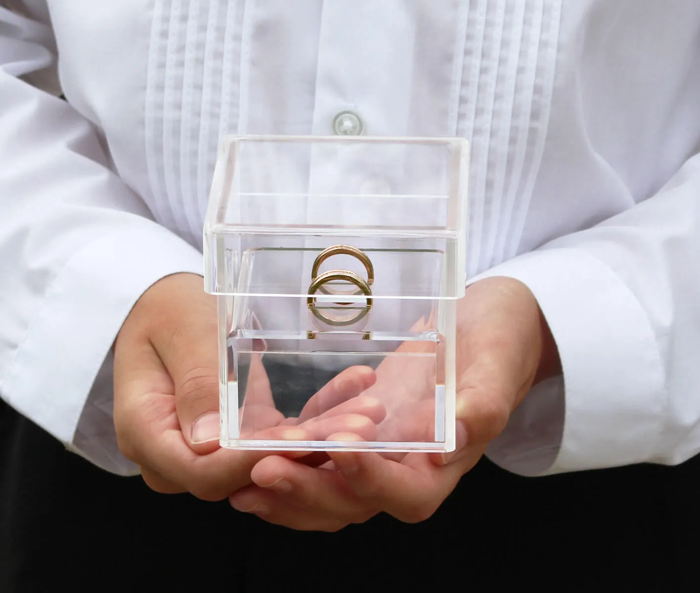 Clear Acrylic Ring Box Ring Pillow Alternative