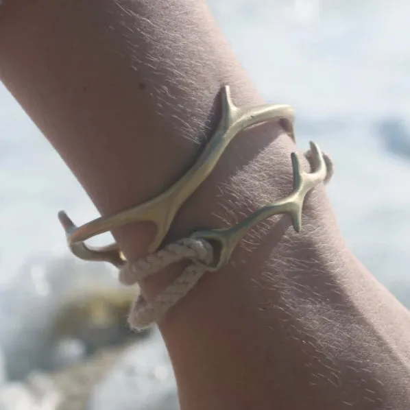 Coral Drift Rope Bracelet In Matte Brass