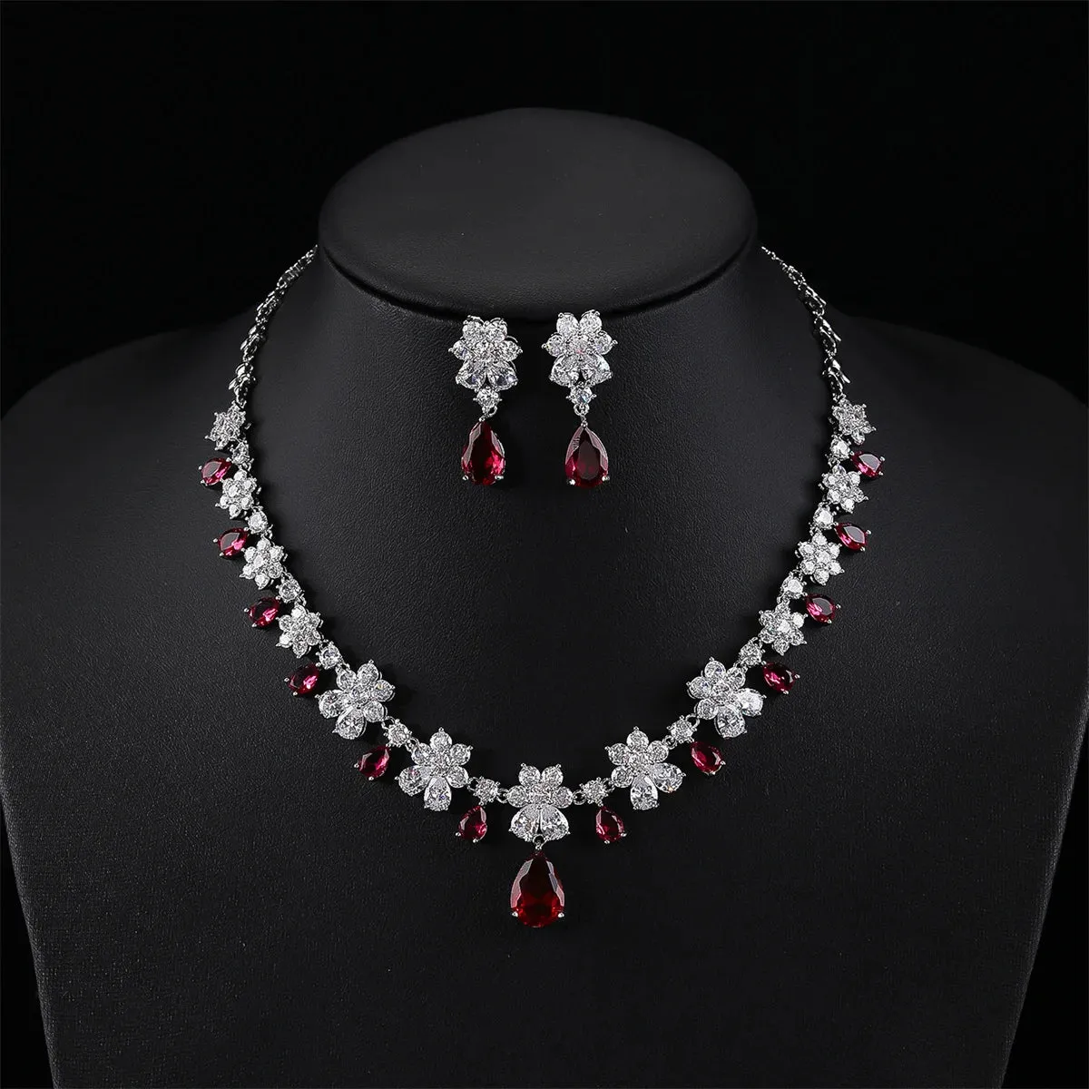 Fashion Jewelry Set Gorgeous Cubic Zirconia Party Flower Necklace Earrings Set