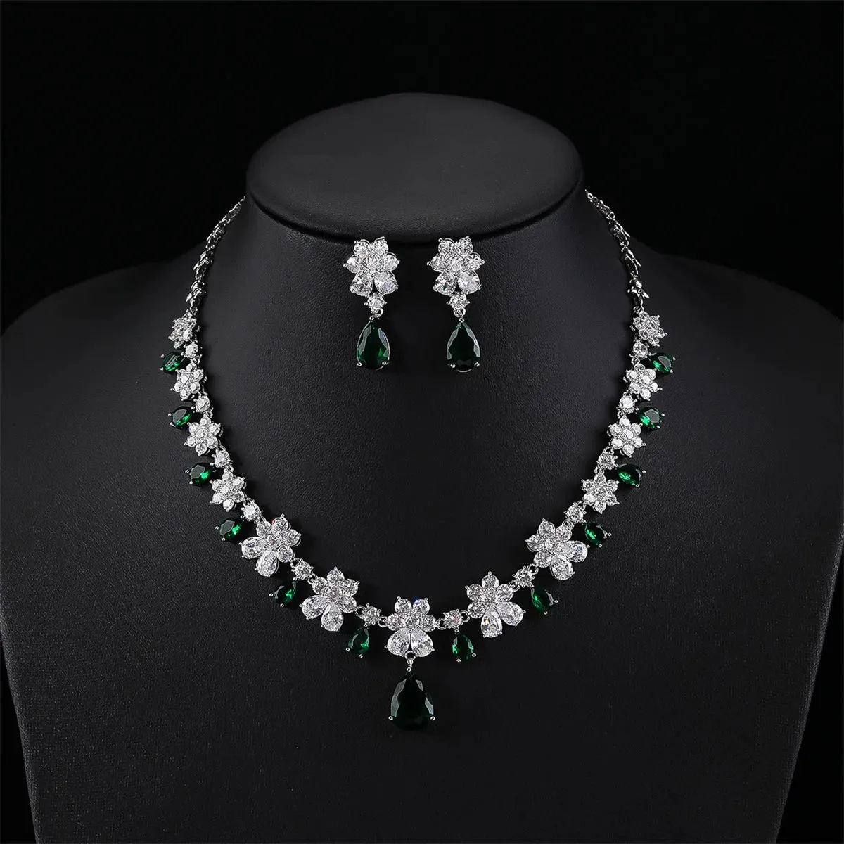 Fashion Jewelry Set Gorgeous Cubic Zirconia Party Flower Necklace Earrings Set