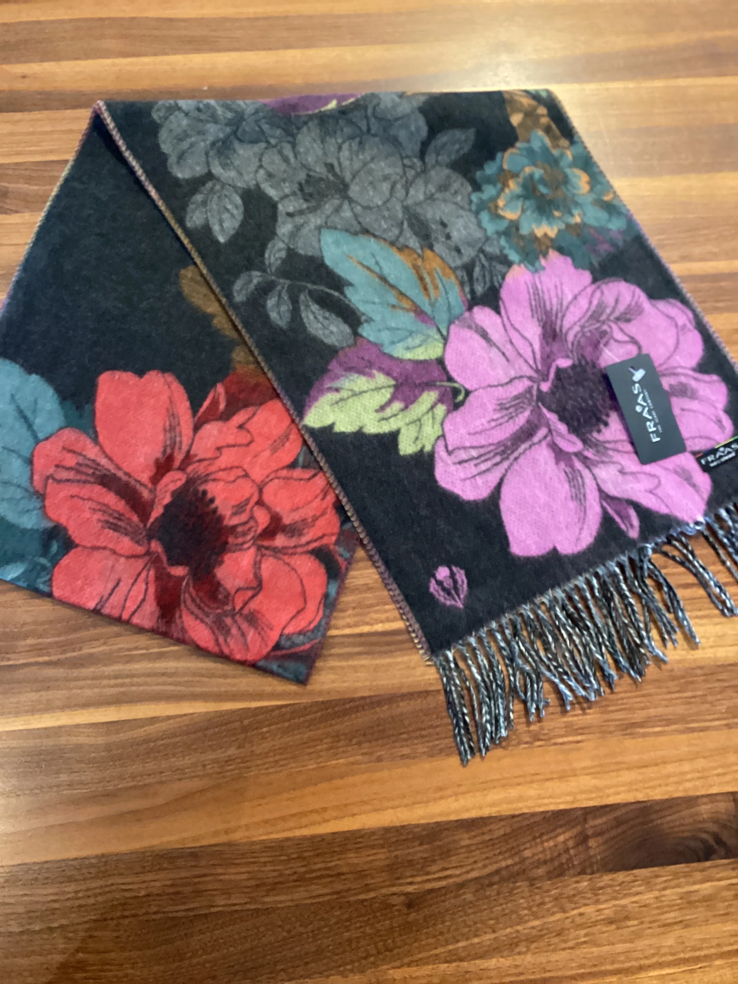 Fraas 734801 Floral Cashmink Scarfs