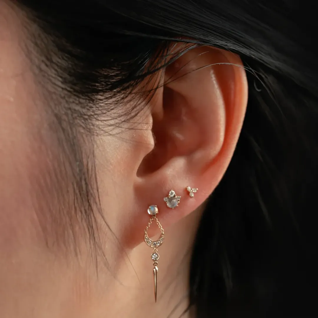 Full Moon Glow Diamond Moonstone Earring (Gold)