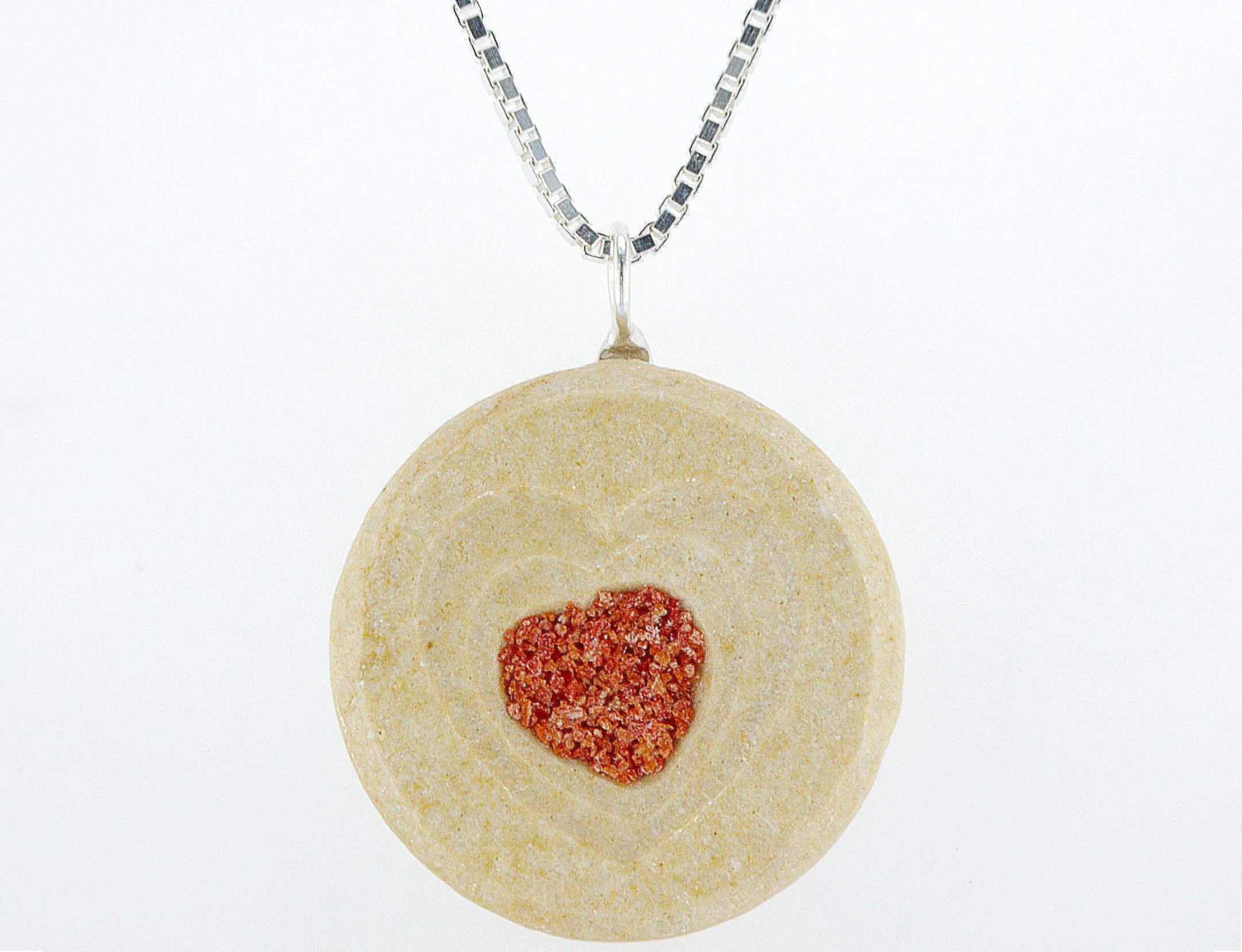Heart shape pendant - Turqoise/Coral stone