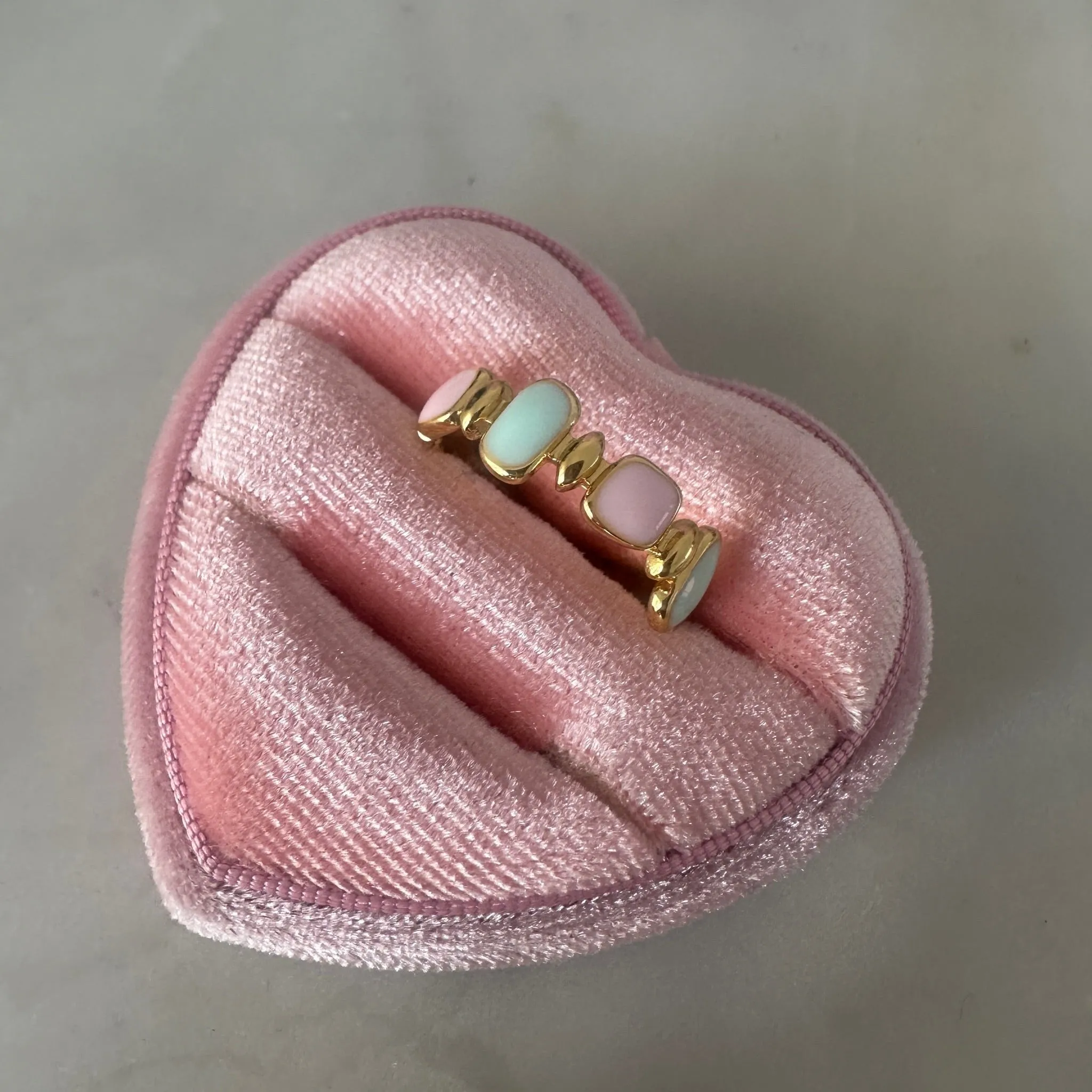 Meadow ring