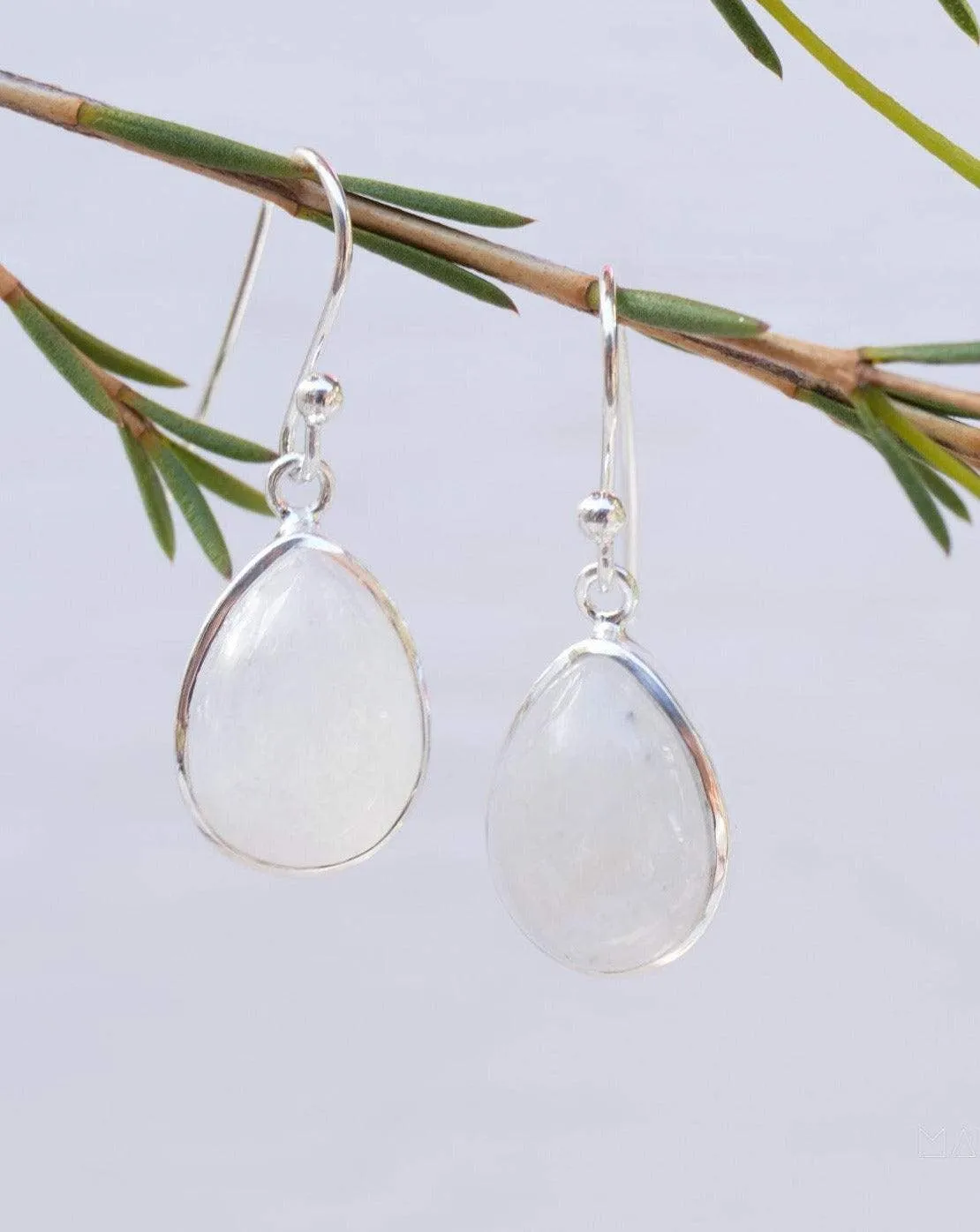 Moonstone Earrings ~ Sterling Silver 925 ~ ME142