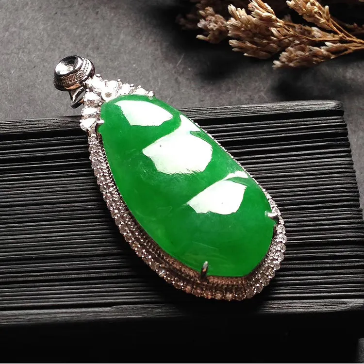 Natural Jade Pendant Jadeite Gold Pendant PT325