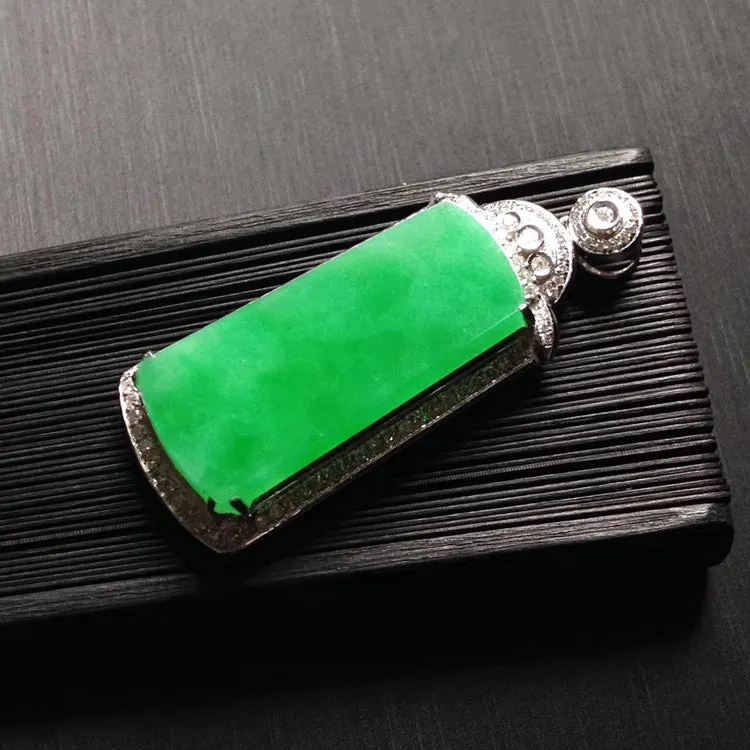Natural Jade Pendant Jadeite Gold Pendant PT403