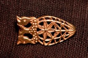 Roman belt tip with horses - PV12