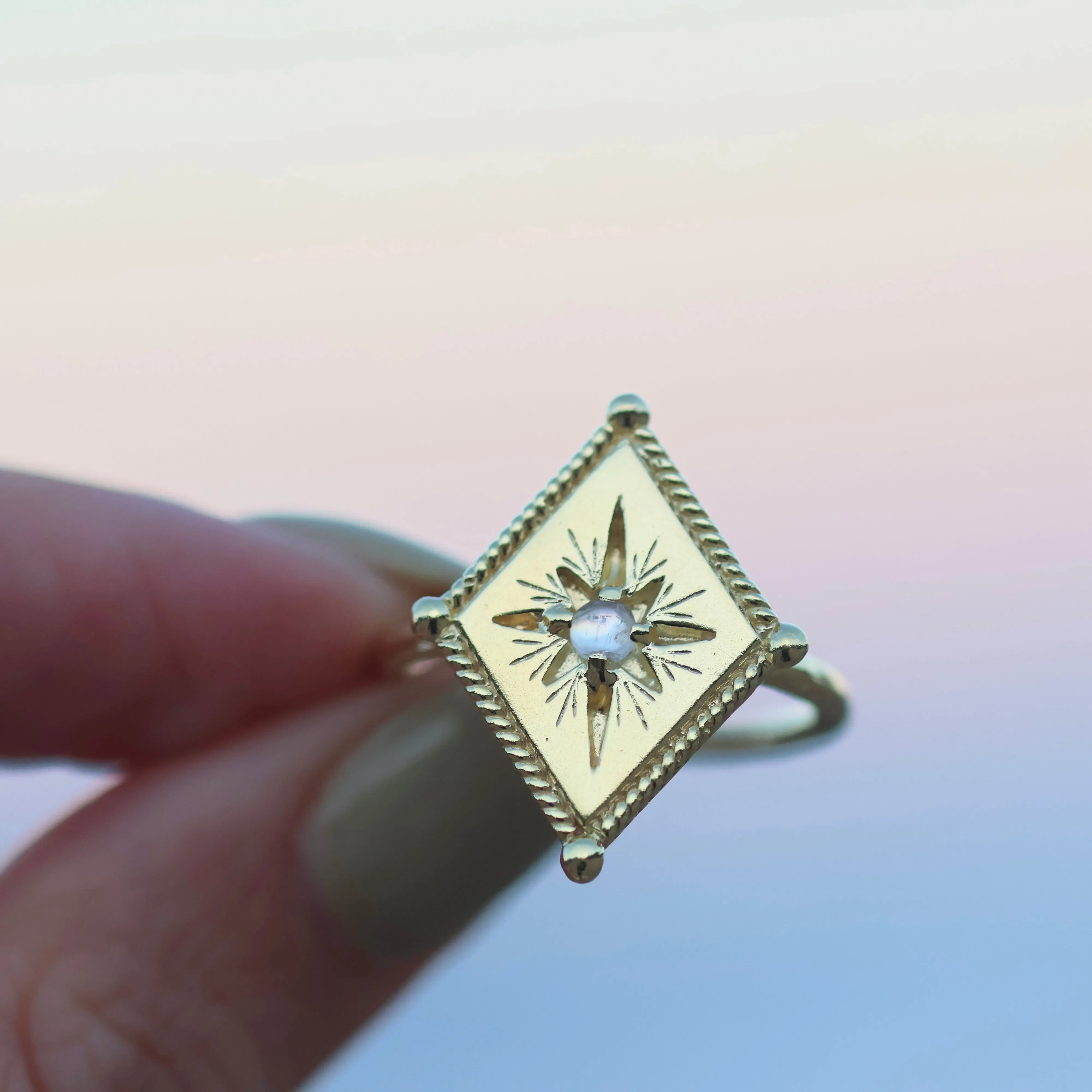 Twinkling Star Gold Ring