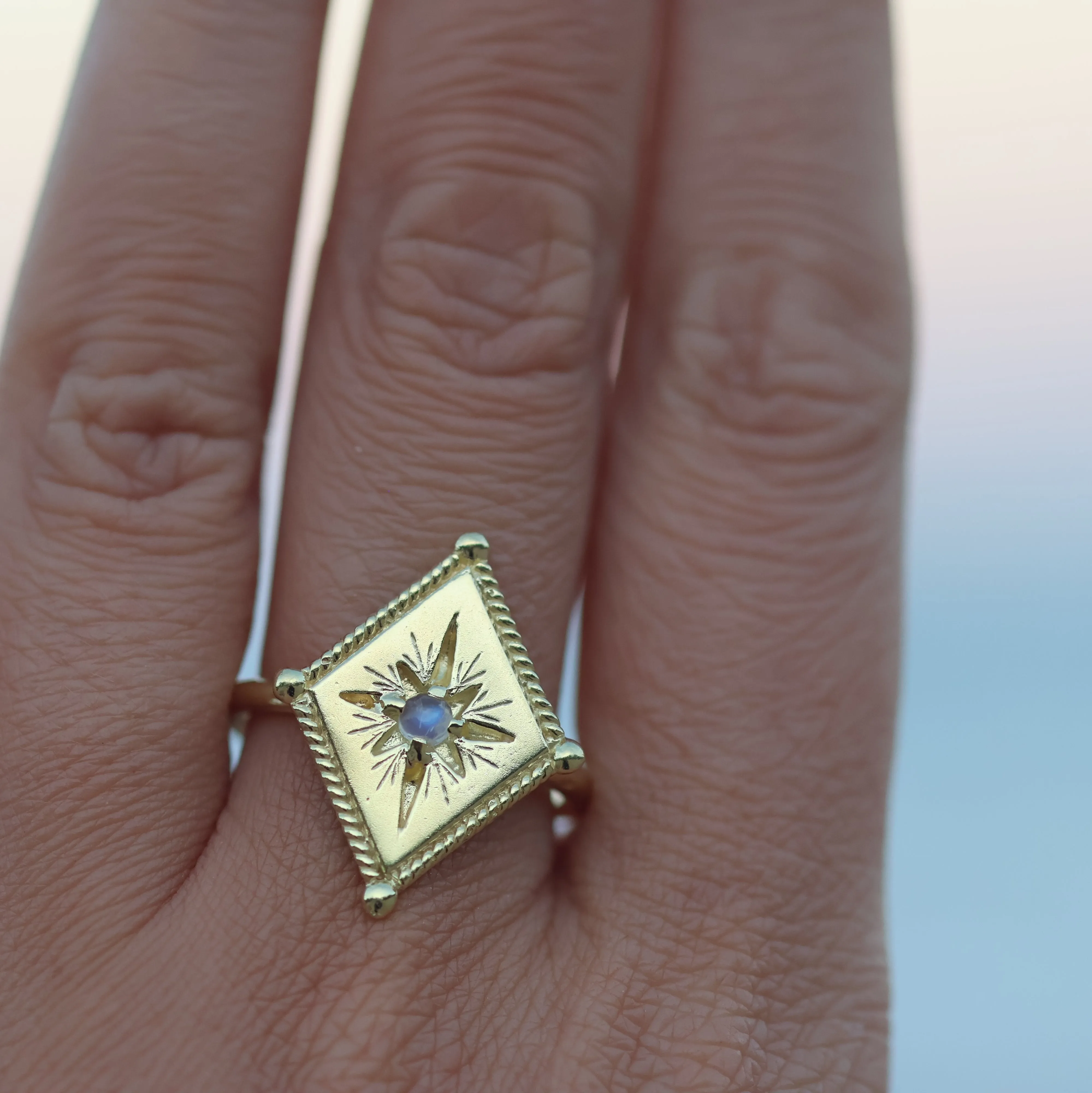 Twinkling Star Gold Ring