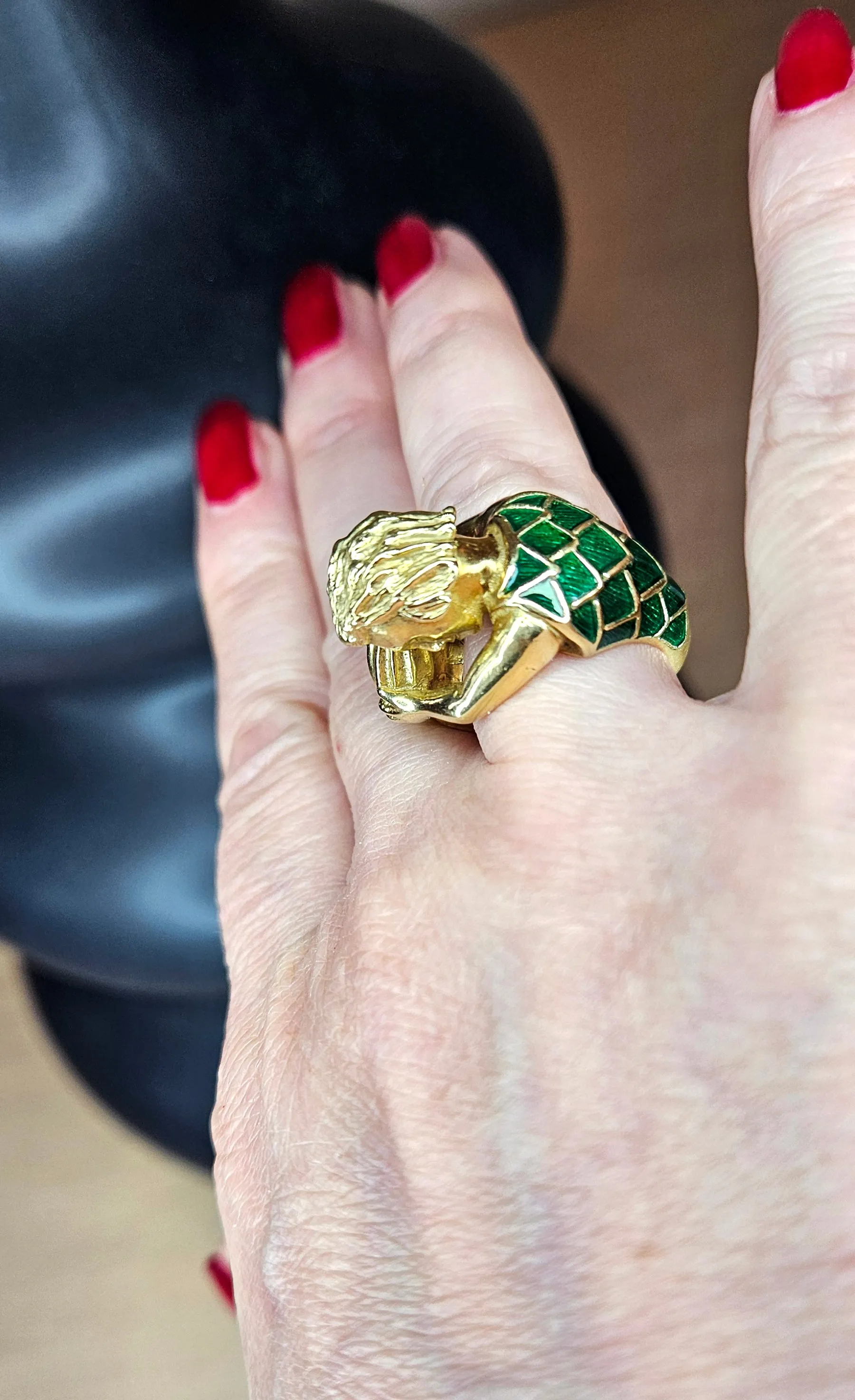 Vintage David Webb’s Aquarius Zodiac 18K Yellow Gold Green Enamel Ring, 1970s
