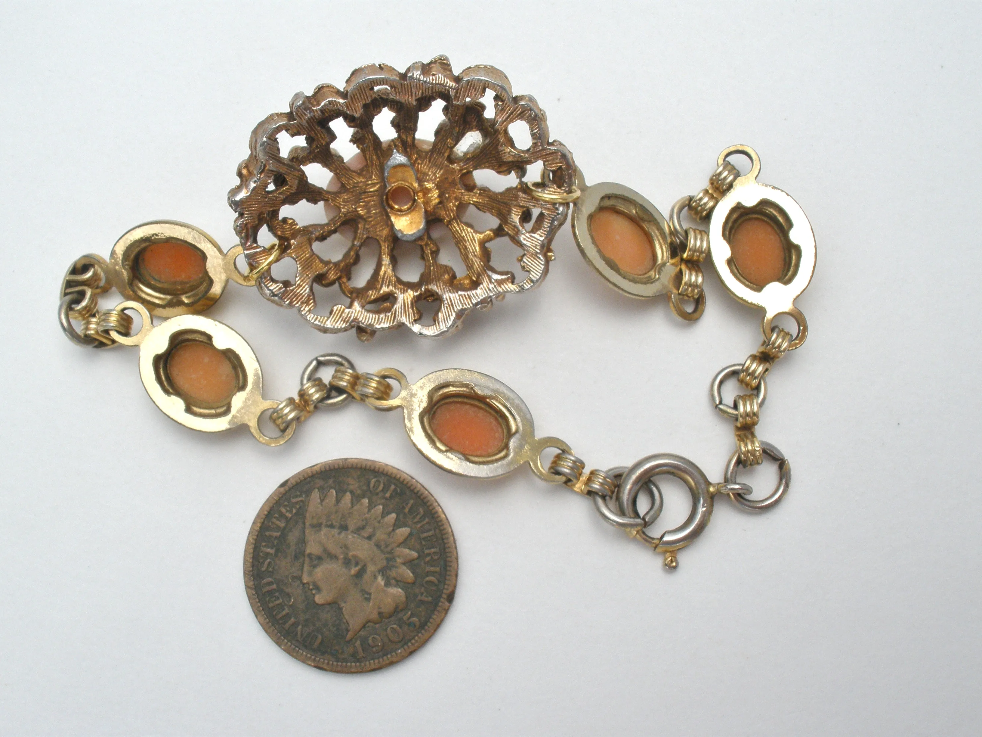 Vintage Hand Carved Cameo Bracelet 8"