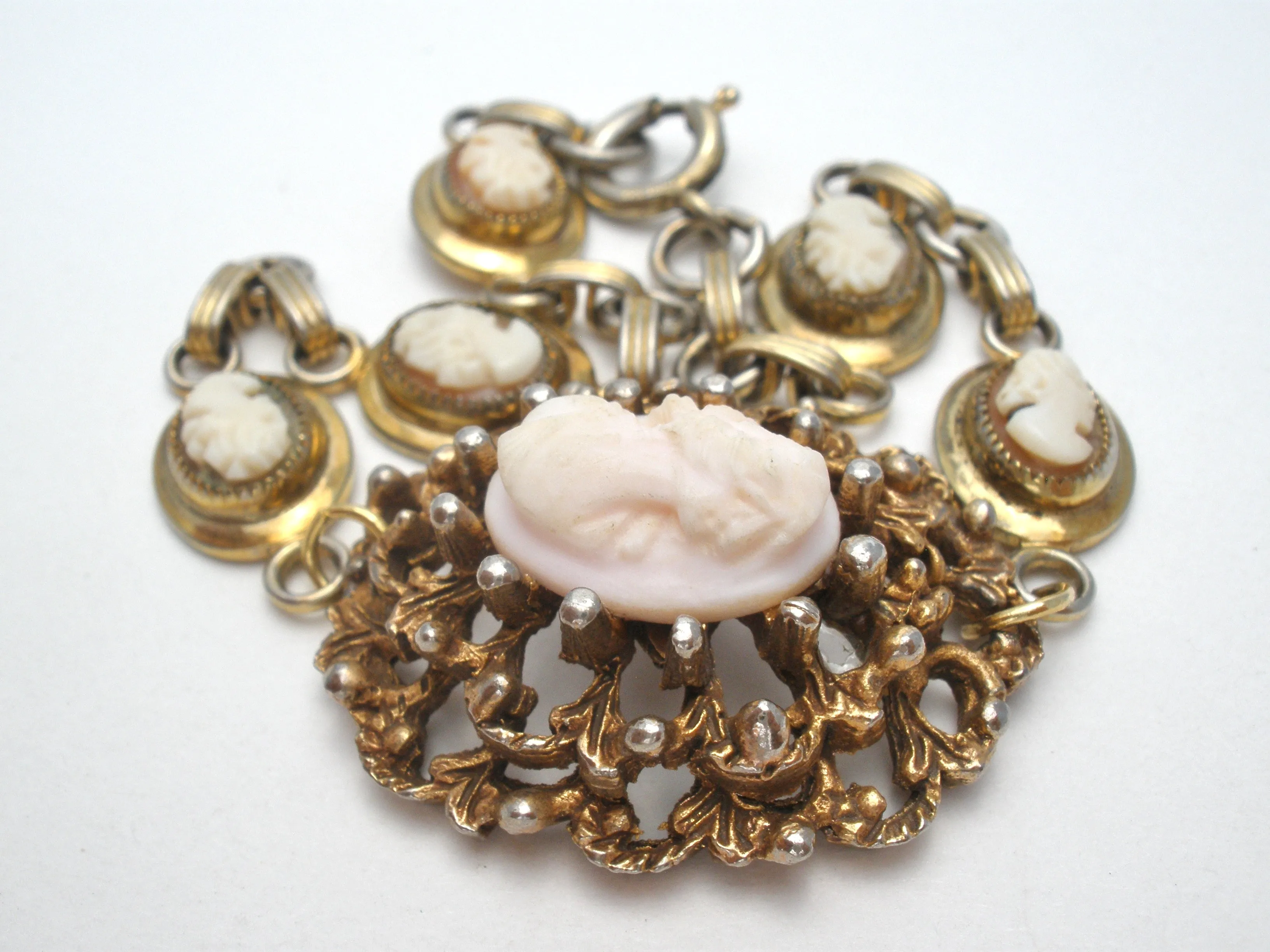 Vintage Hand Carved Cameo Bracelet 8"